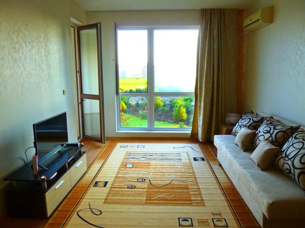Panoramic Sea View Apartment Равда Екстер'єр фото
