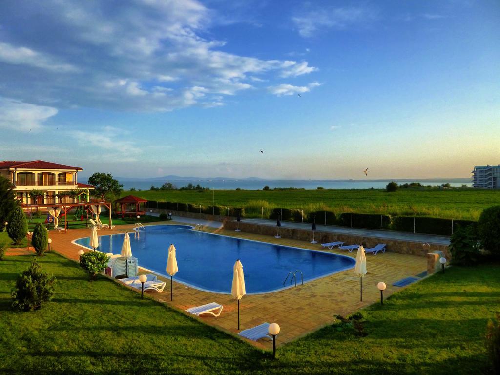 Panoramic Sea View Apartment Равда Екстер'єр фото