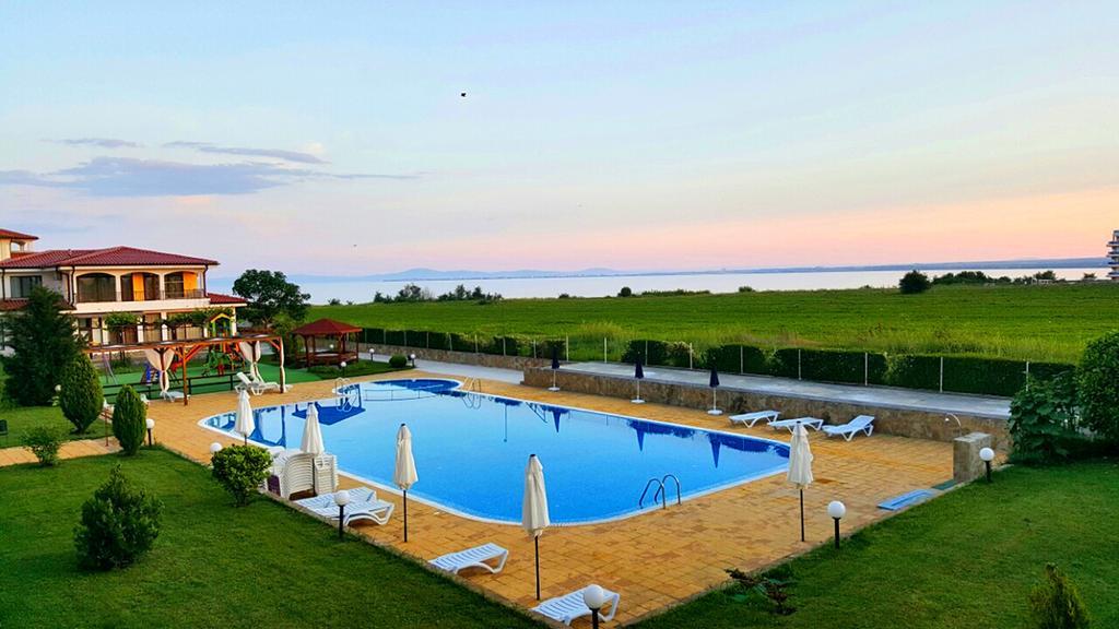Panoramic Sea View Apartment Равда Екстер'єр фото